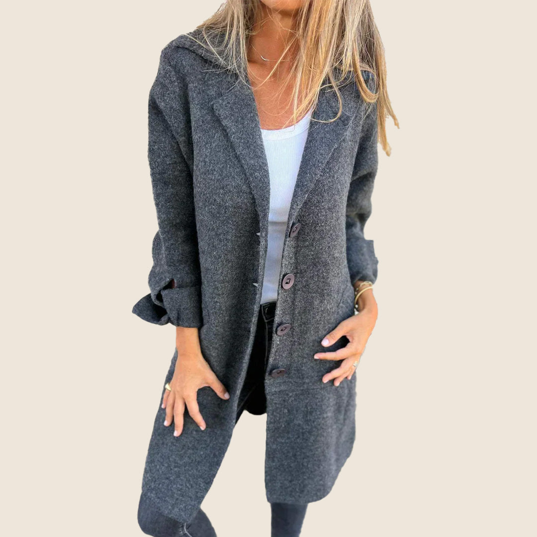 AURENÉ™ – Blød jakke med knapper